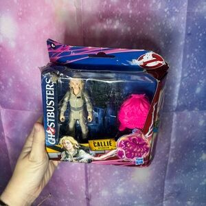 Ghostbusters Callie Spengler action figure with a Possessor Ghost accessory 🛍